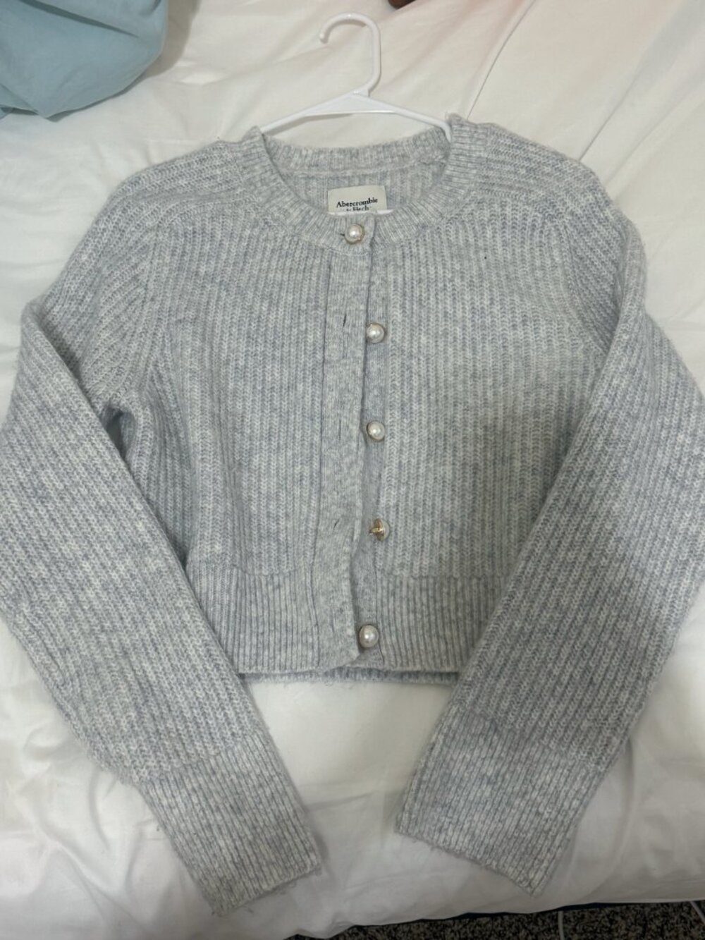 Abercrombie & Fitch gray button-up cardigan